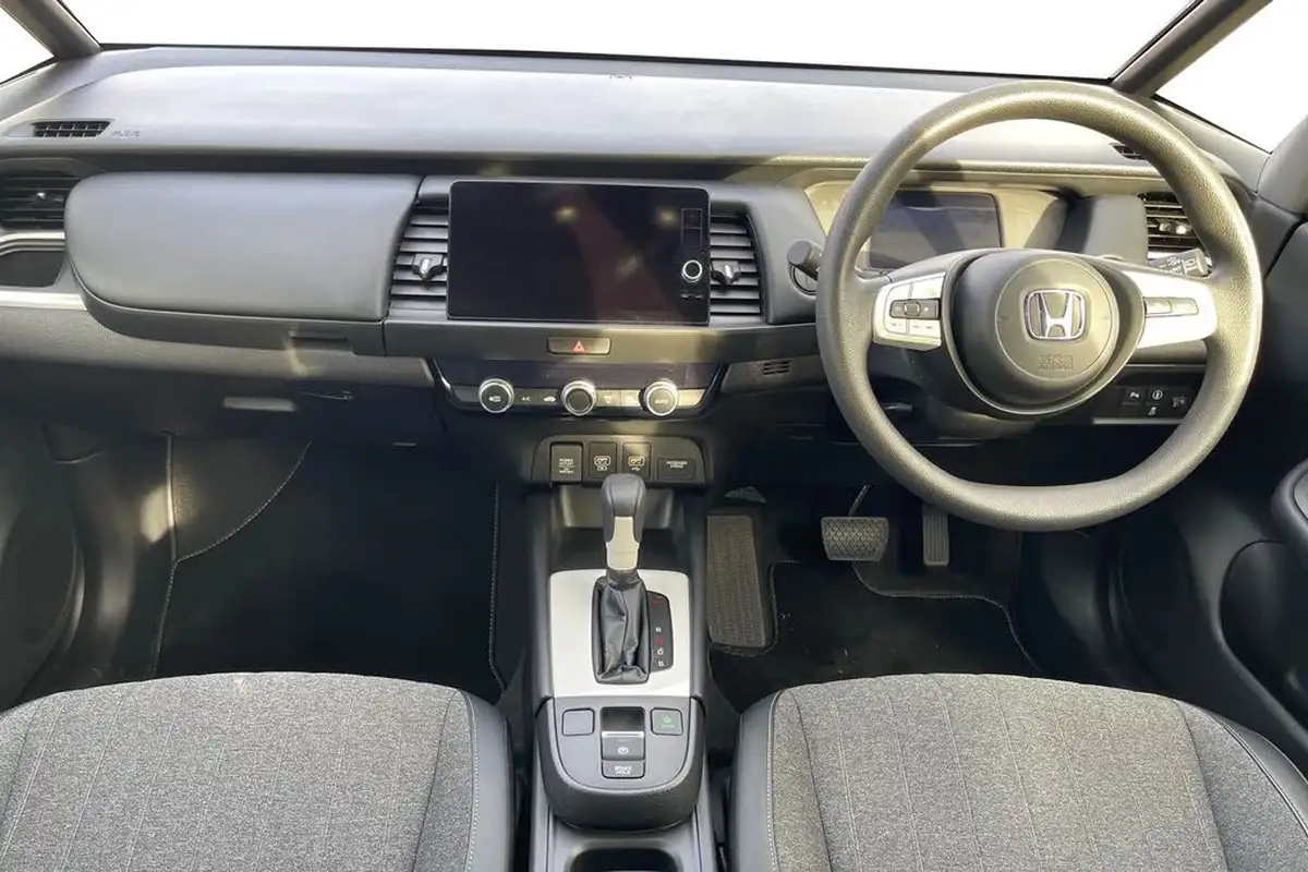 2022-honda-jazz-15-i-mmd-sr-109ps-big-16