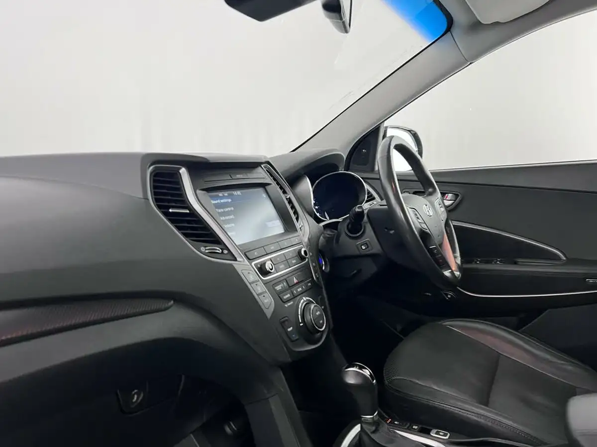2016-hyundai-santa-fe-22-crdi-premium-se-22-crdi-200ps-blue-drive-isg-auto-big-13