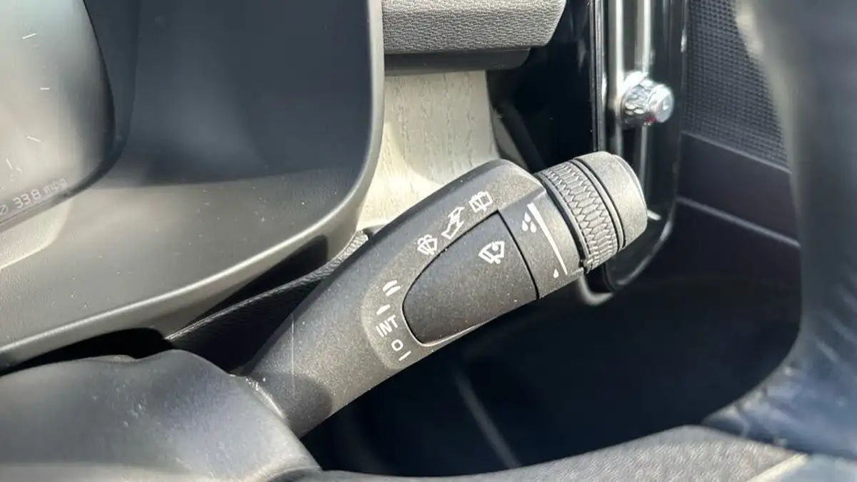 2019-volvo-xc40-20td-d3-inscription-pro-awd-geartronic-big-40