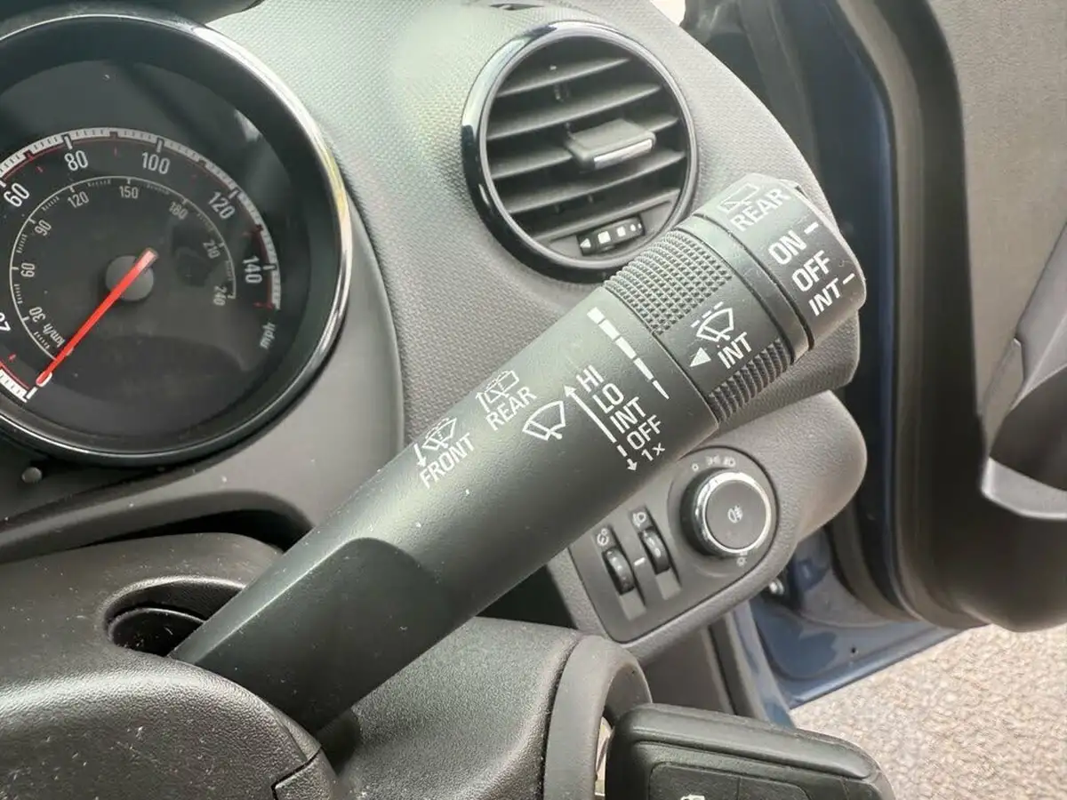 2017-vauxhall-meriva-14i-16v-turbo-club-120ps-auto-big-27
