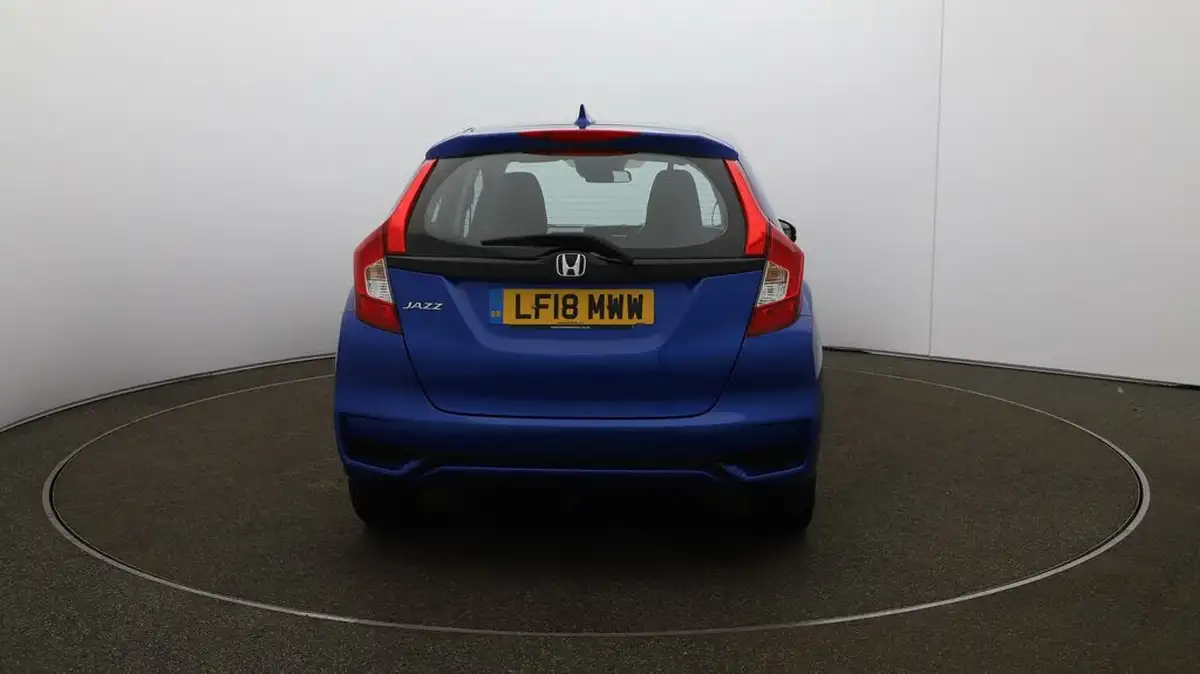 2018-honda-jazz-13-i-vtec-s-big-6