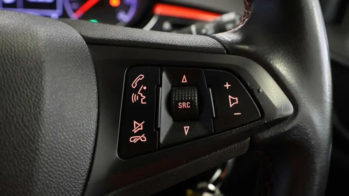 2019-vauxhall-corsa-14i-sri-nav-90ps-5d-auto-big-21