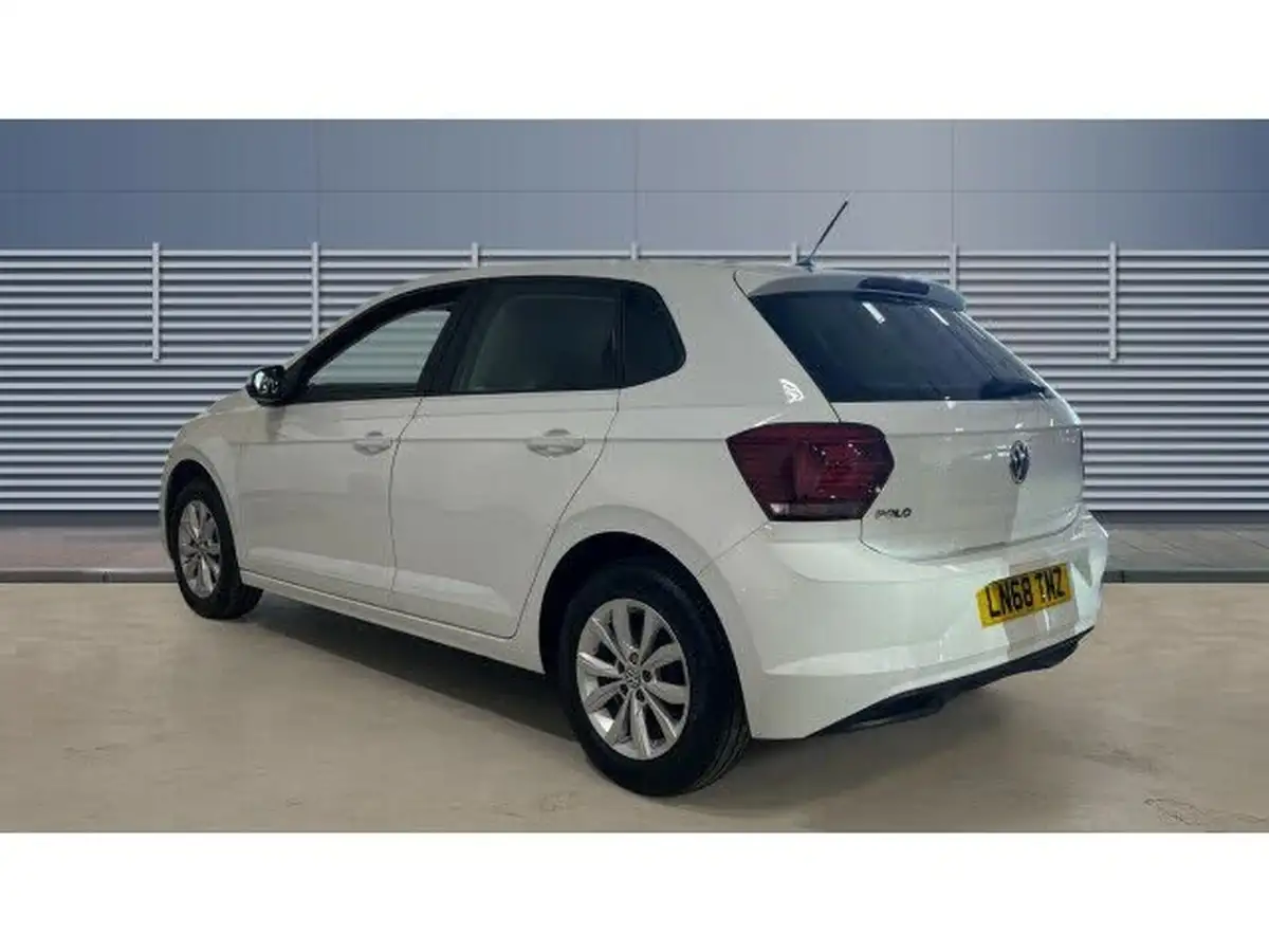 2018-volkswagen-polo-10-tsi-se-big-1