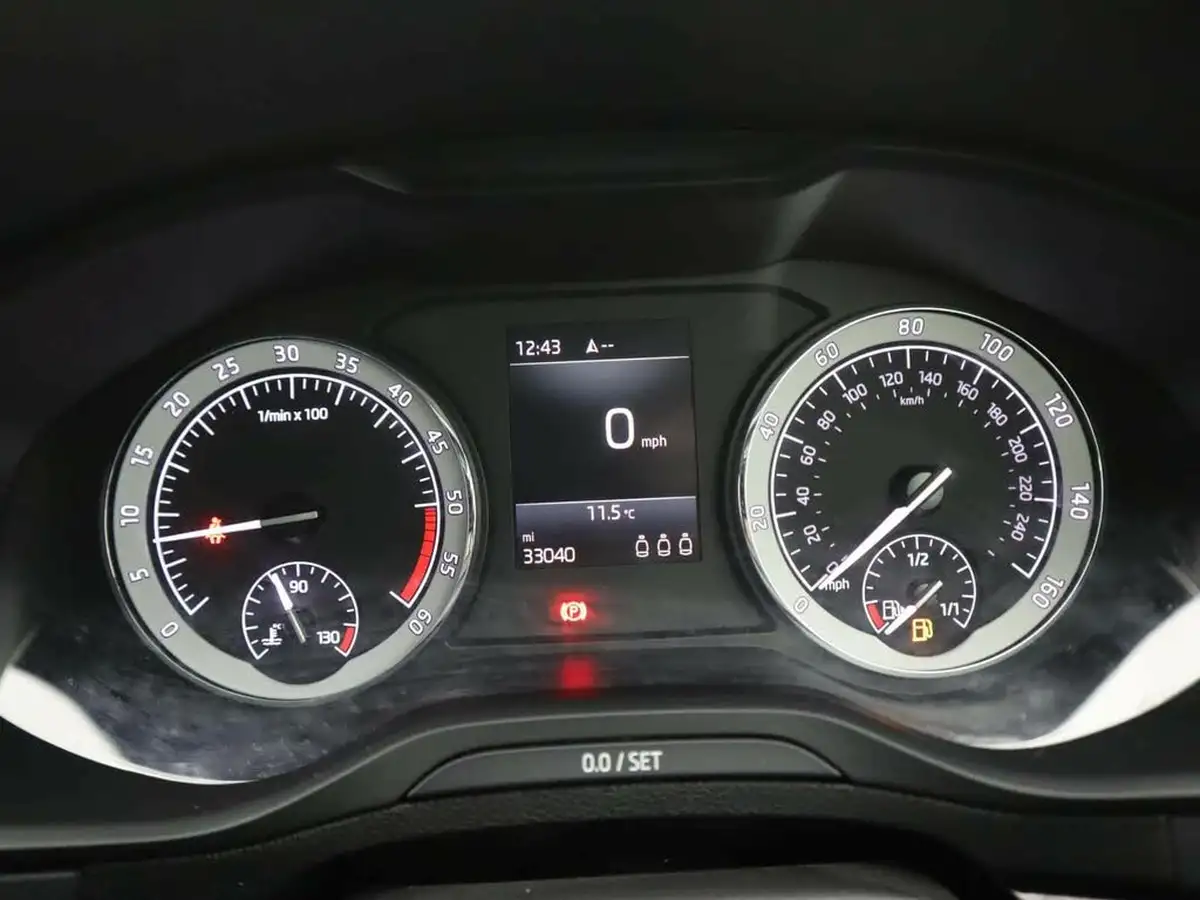2019-skoda-karoq-20tdi-se-l-150ps-4x4-big-10