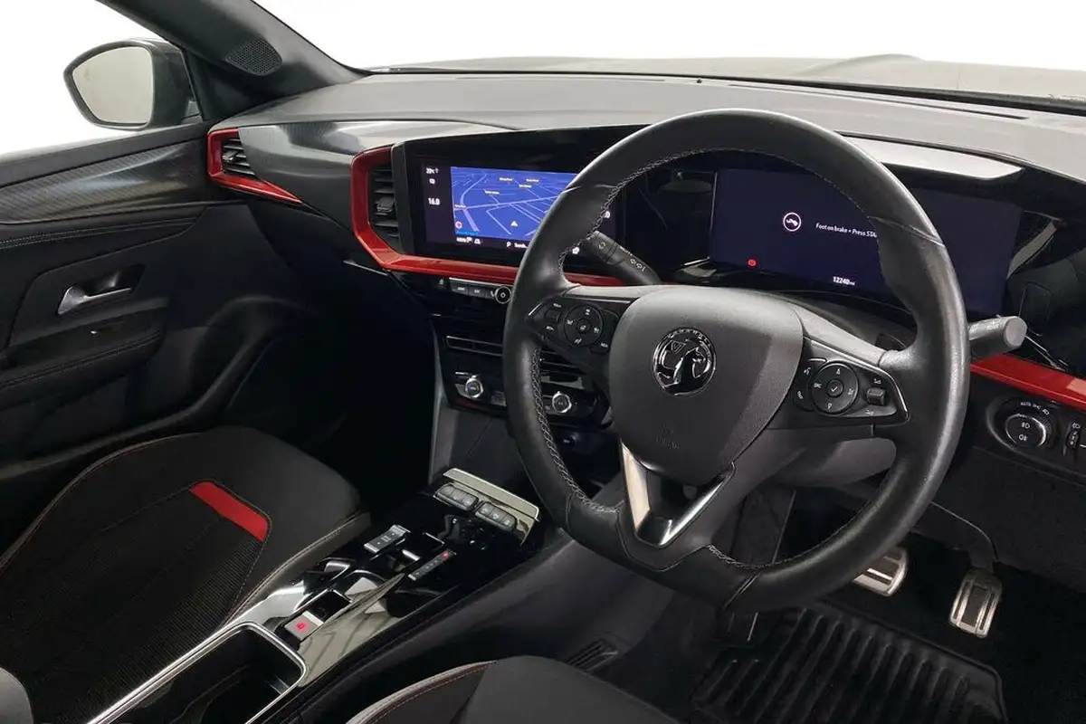 2023-vauxhall-mokka-e-gs-big-9