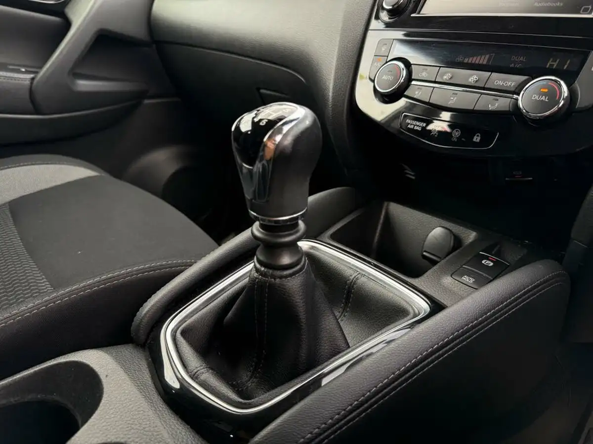2019-nissan-qashqai-13-dig-t-acenta-premium-140ps-big-48