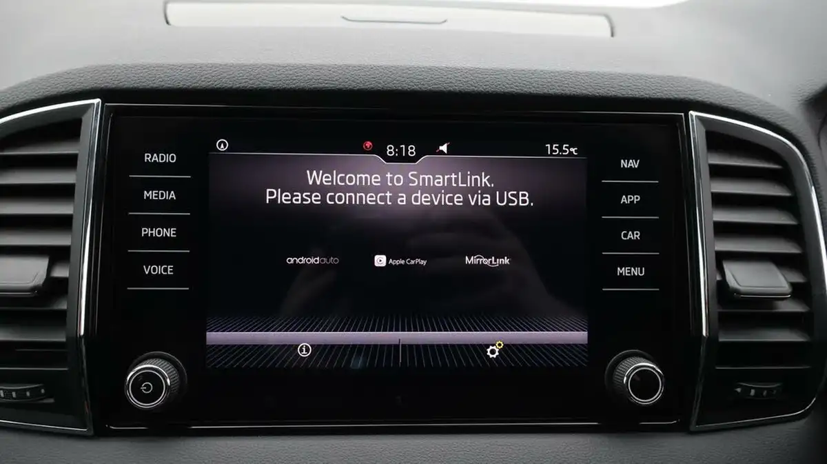 2019-skoda-karoq-16tdi-se-technology-dsg-big-24
