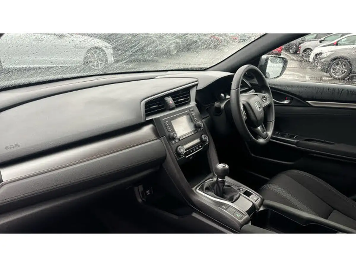 2020-honda-civic-10-vtec-turbo-se-hatchback-5d-big-8