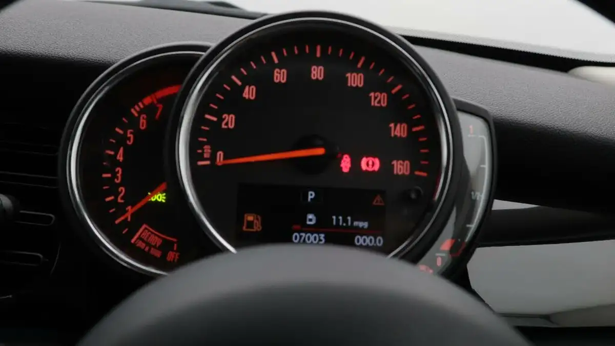 2021-mini-cooper-15-cooper-classic-hatchback-3d-auto-big-10