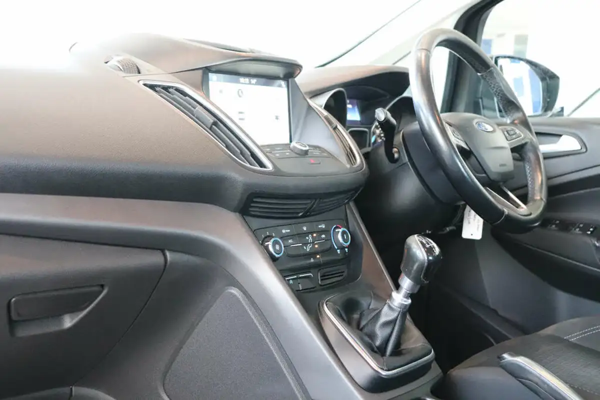 2017-ford-grand-c-max-15tdci-zetec-1498cc-big-34