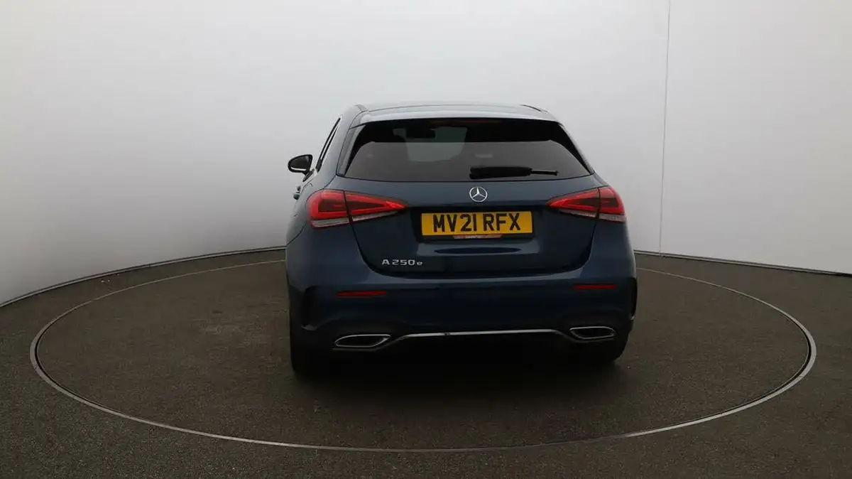 2021-mercedes-benz-a-class-13-a250e-amg-line-executive-hatchback-5d-big-52