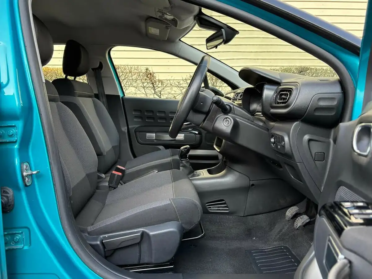 2020-citroen-c3-12-puretech-flair-83ps-big-11