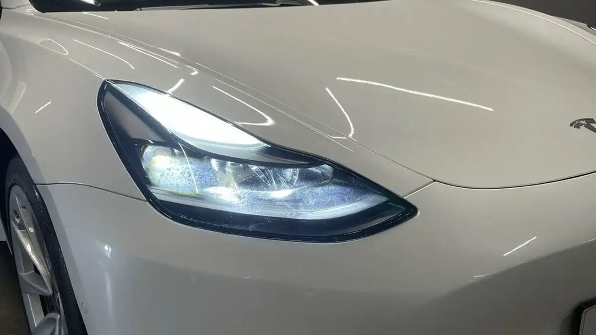 2021-tesla-model-3-e-long-range-awd-big-22