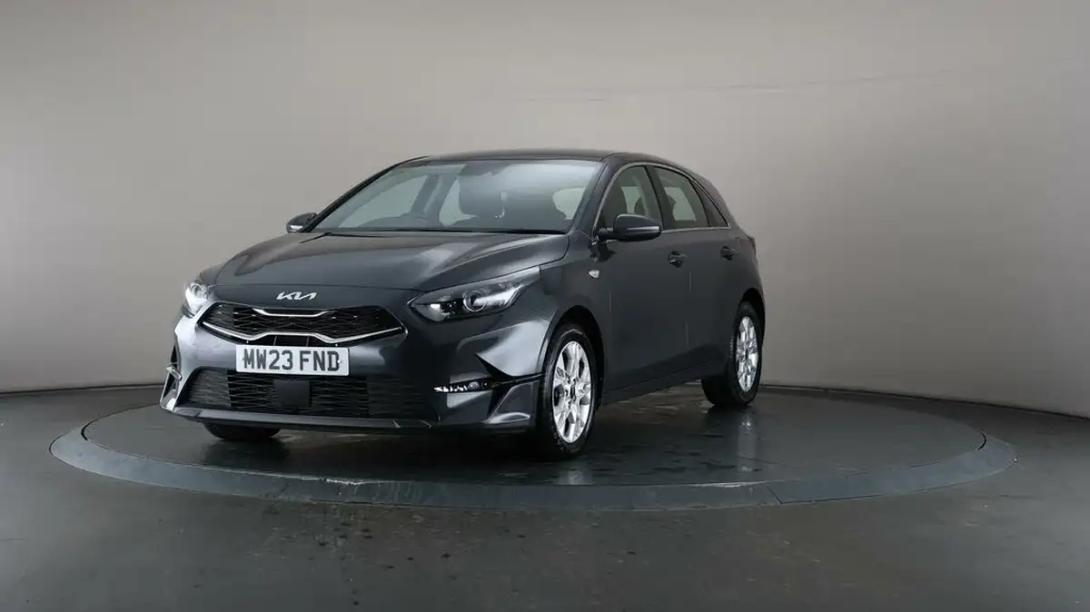 2023-kia-ceed-15-t-gdi-2-158bhp-non-adap-hatchback-big-36