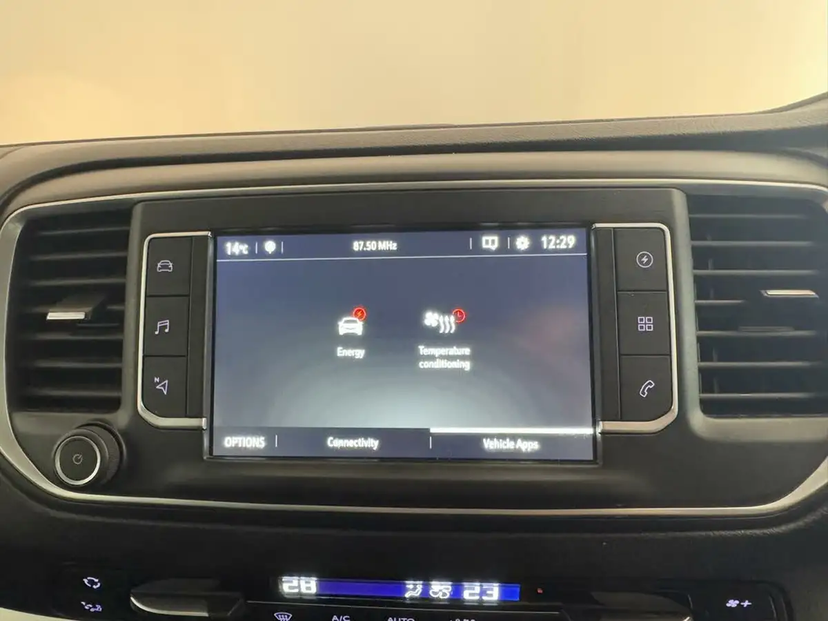 2022-vauxhall-vivaro-life-e-elite-l-big-55