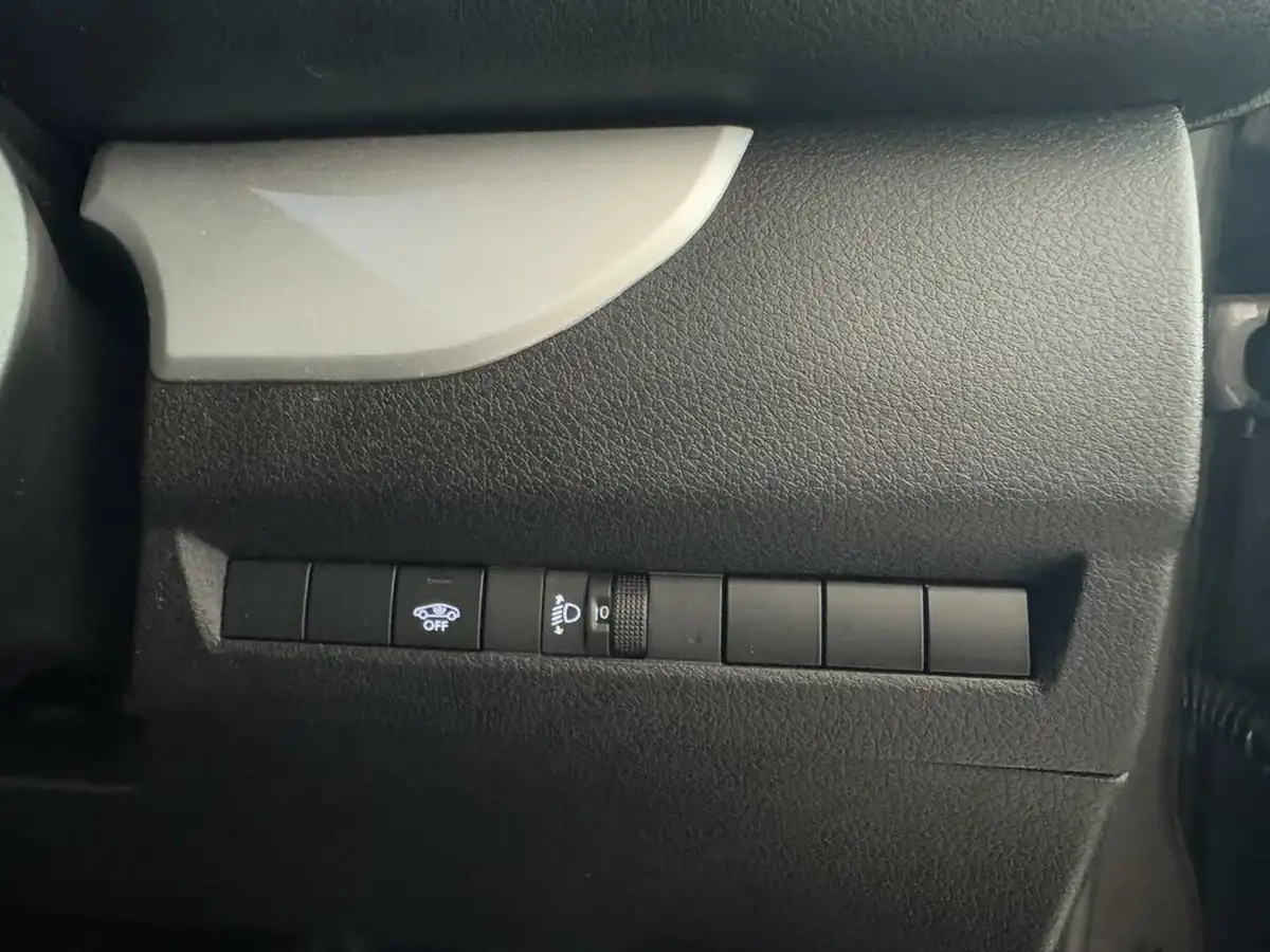 2022-vauxhall-vivaro-life-e-elite-l-big-31