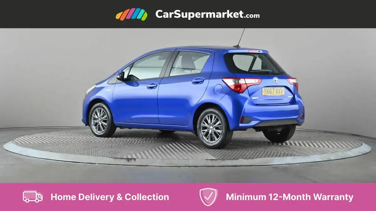 2017-toyota-yaris-15-vvt-i-icon-tech-98bhp-hybrid-1497cc-e-cvt-big-3
