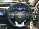 2018-toyota-hi-lux-24d-4d-icon-32t-small-12