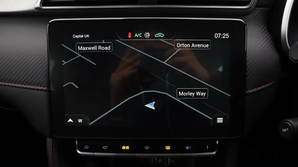 2021-mg-zs-suv-15-vti-tech-exclusive-big-11