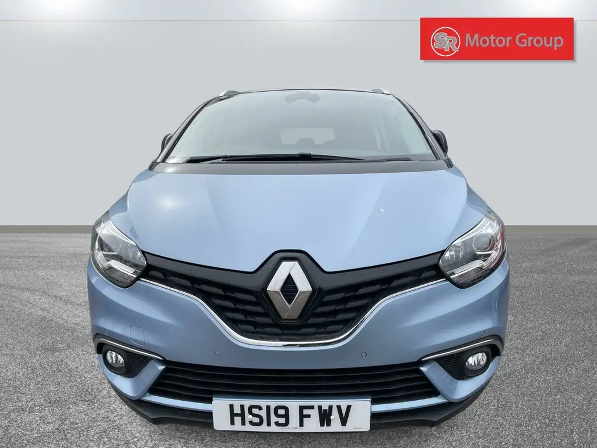 2019-renault-grand-scenic-13-tce-iconic-big-1