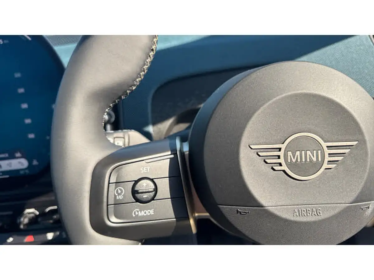 2024-mini-countryman-e-cooper-e-exclusive-big-16