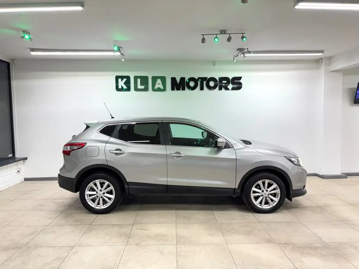 2015-nissan-qashqai-15dci-acenta-premium-big-5