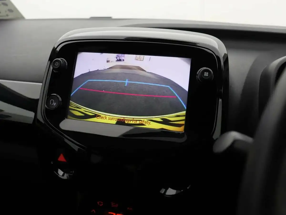 2019-peugeot-108-10-collection-top-2-tronic-big-17
