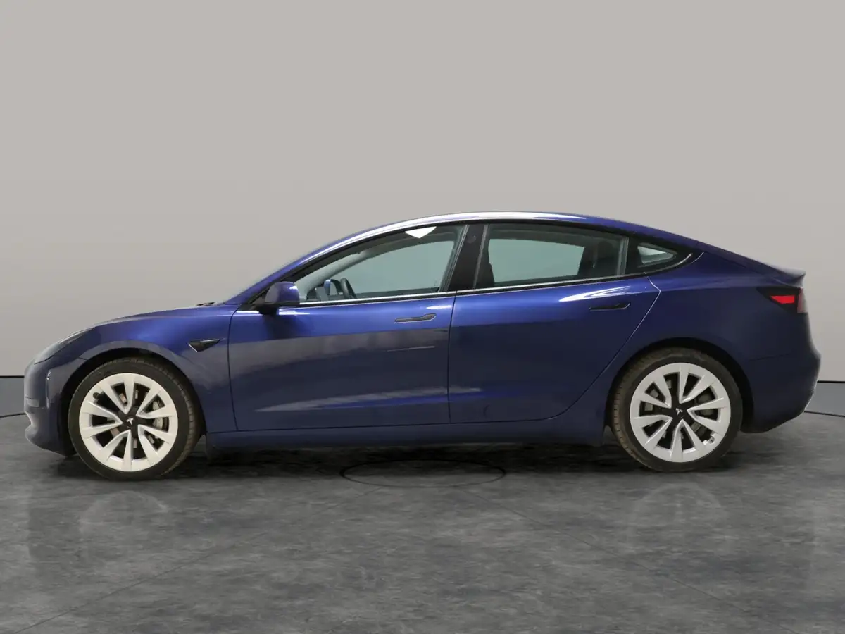 2021-tesla-model-3-e-long-range-awd-big-14