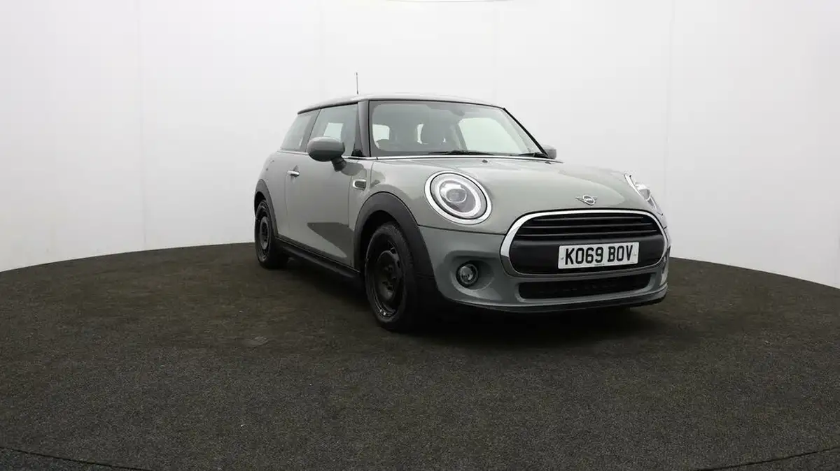 2020-mini-cooper-15-one-classic-3d-big-0