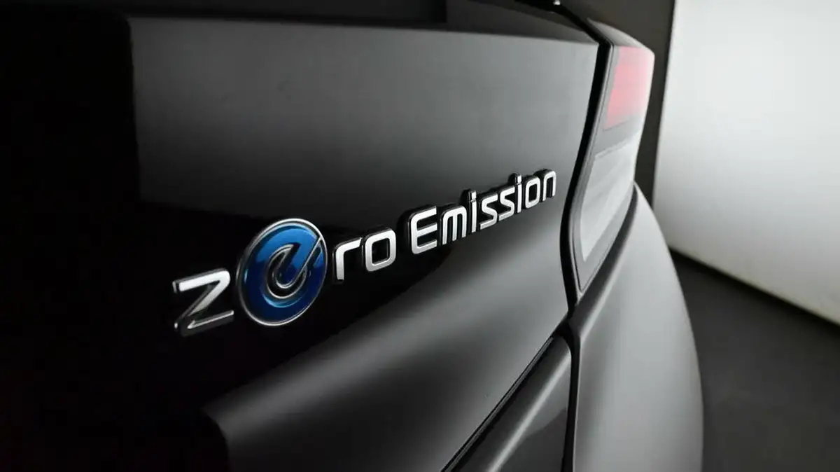 2021-nissan-leaf-e-n-connecta-big-21