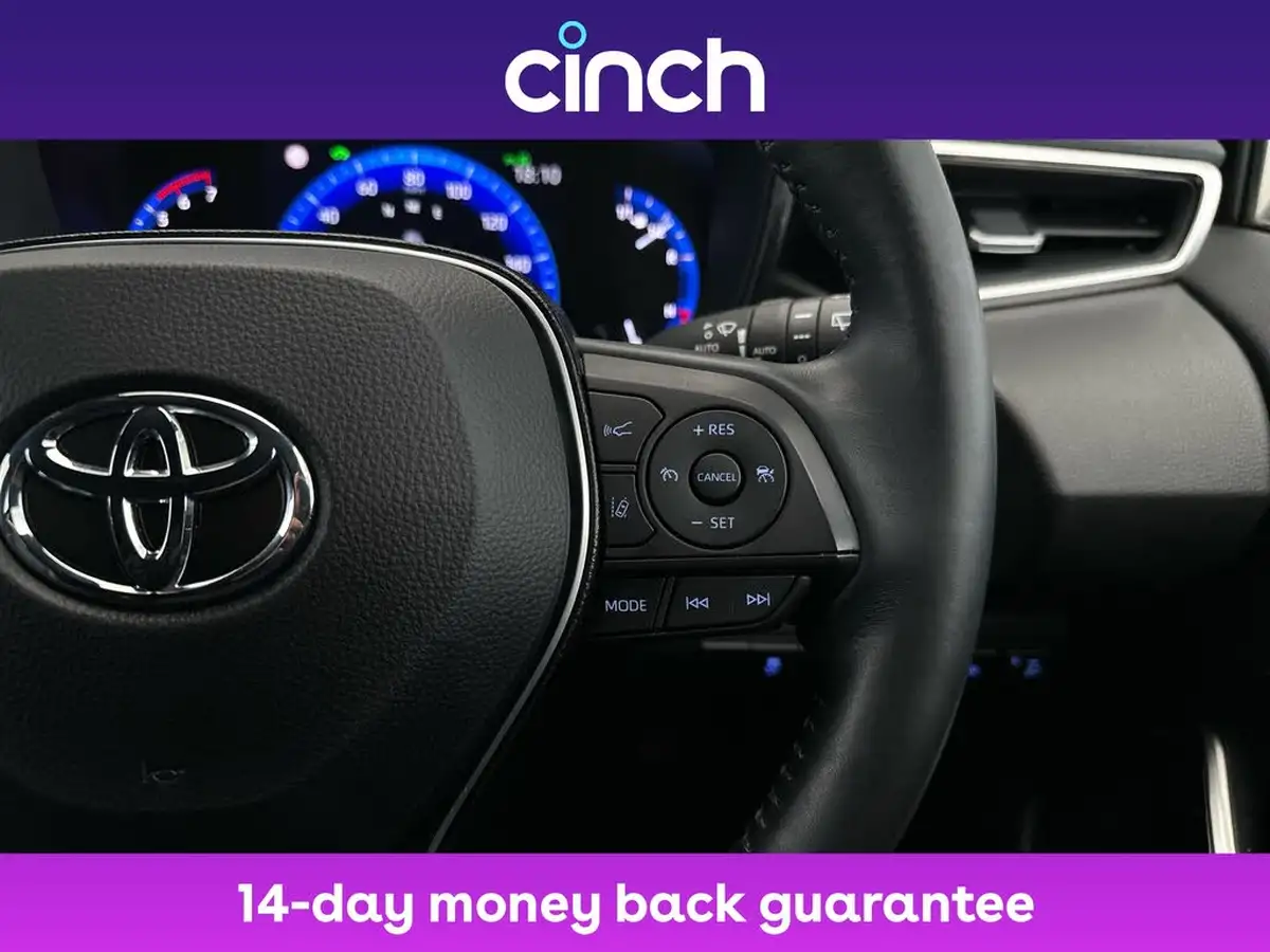 2020-toyota-corolla-18-vvt-i-excel-trk-hatchback-big-24
