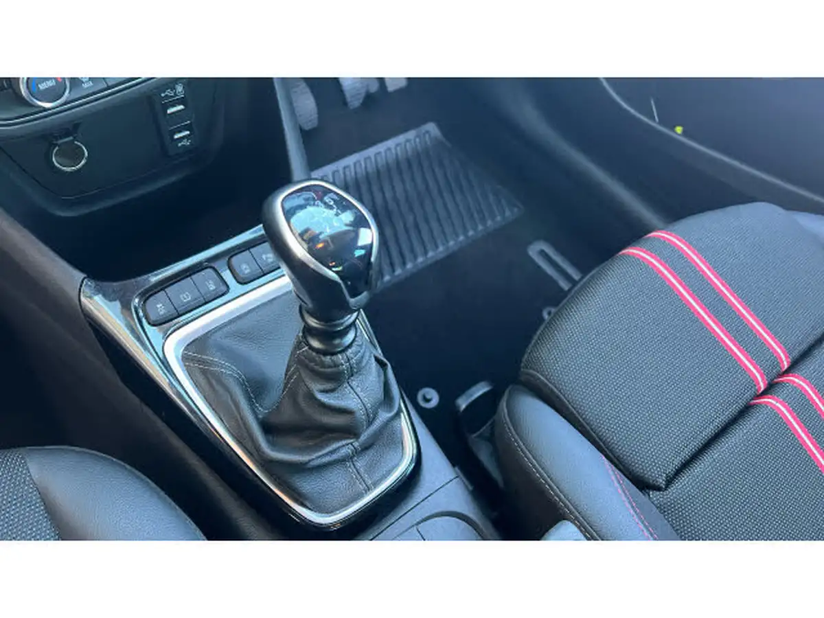 2022-vauxhall-crossland-12-gs-line-130ps-auto-big-12