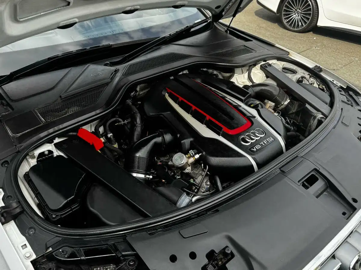 2016-audi-s8-40-tfsi-quattro-520ps-big-67