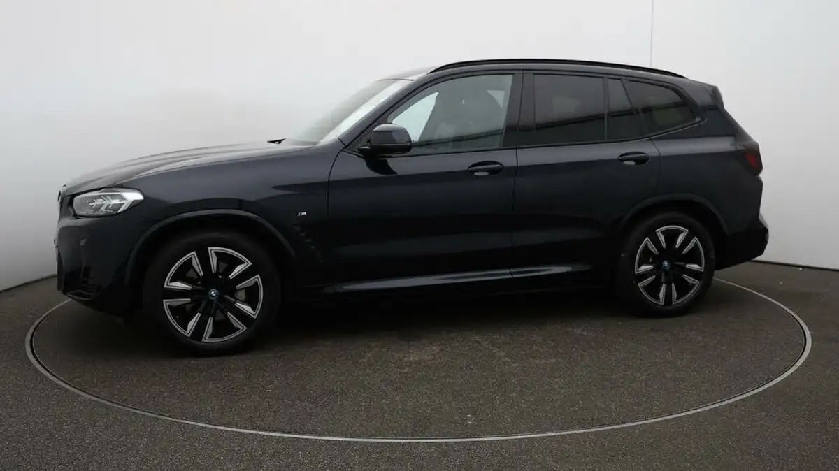 2022-bmw-ix3-e-m-sport-big-61