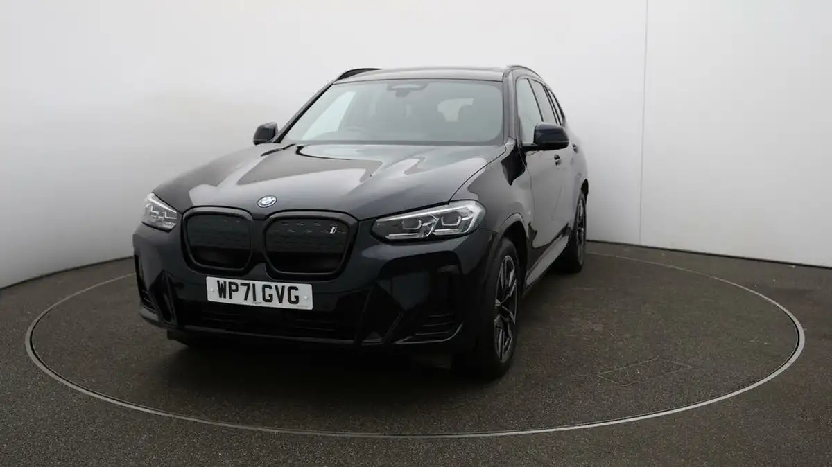 2022-bmw-ix3-e-m-sport-big-33