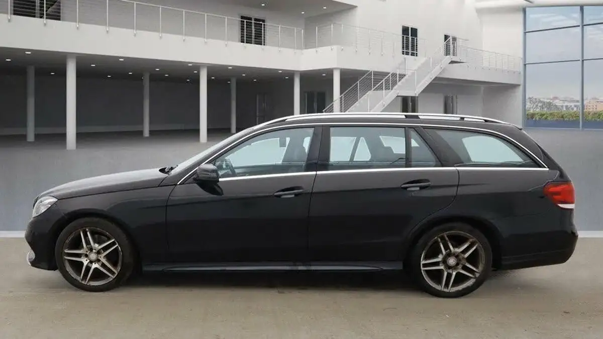 2014-mercedes-benz-e-class-21td-e300-amg-sport-estate-5d-big-11