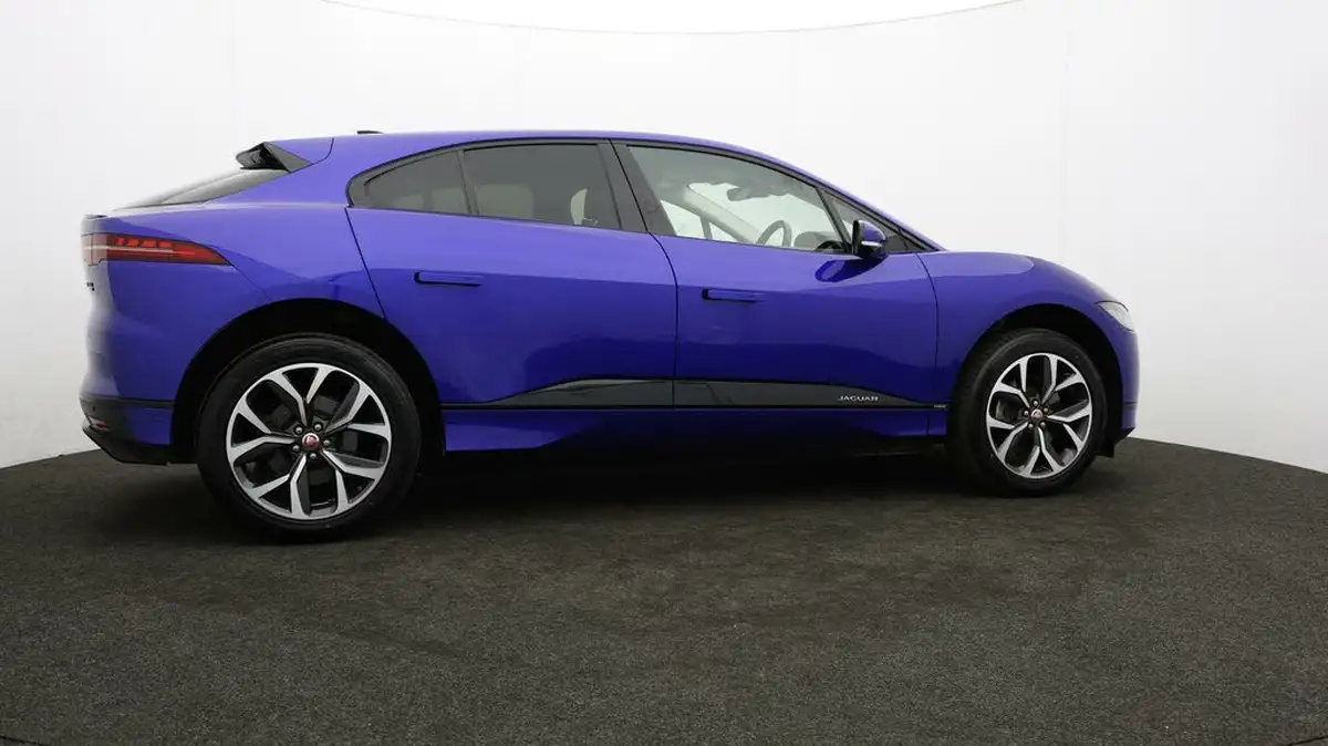 2021-jaguar-i-pace-ev400-hse-big-29