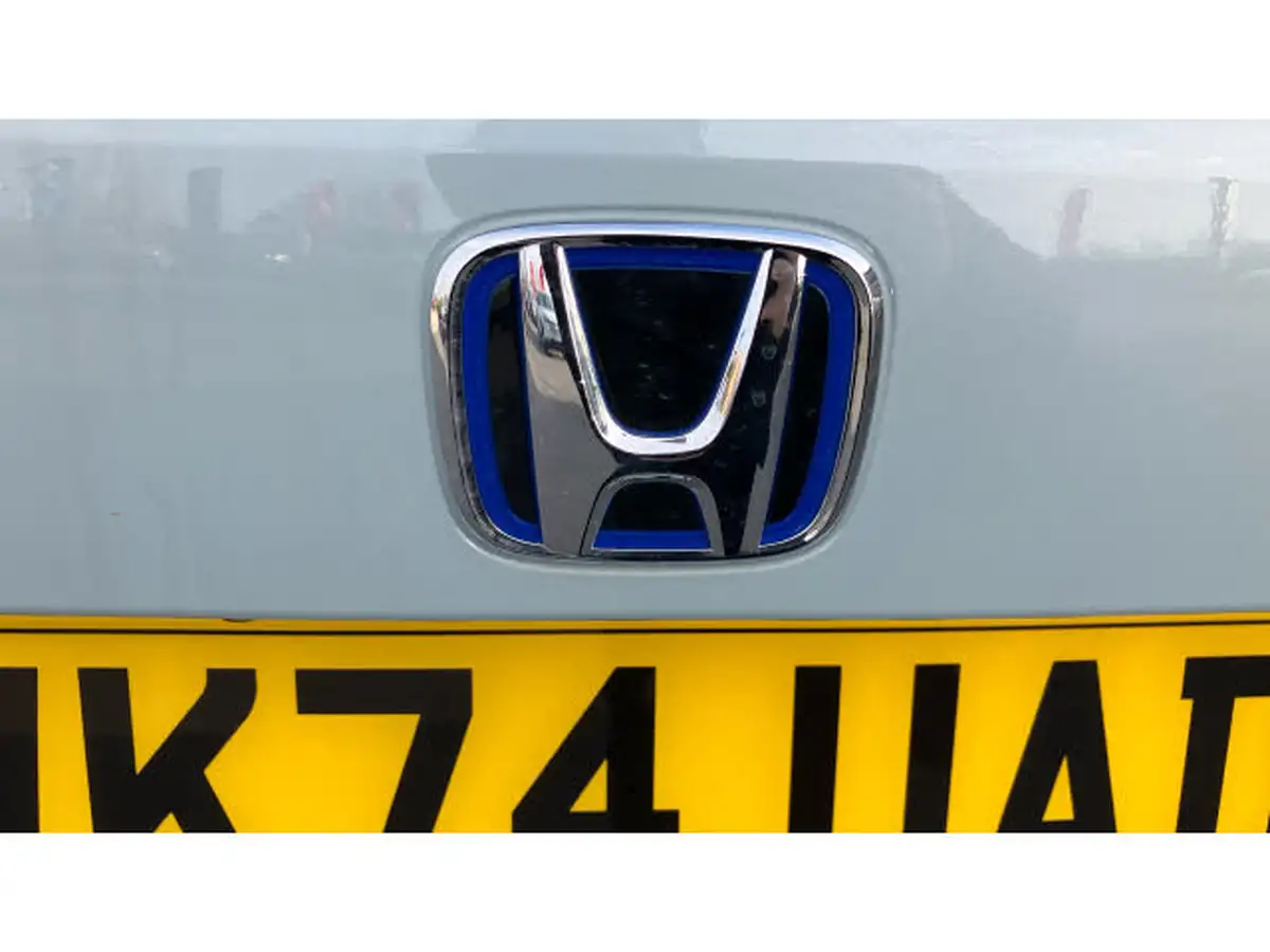 2025-honda-jazz-15-i-mmd-crosstar-advance-big-31