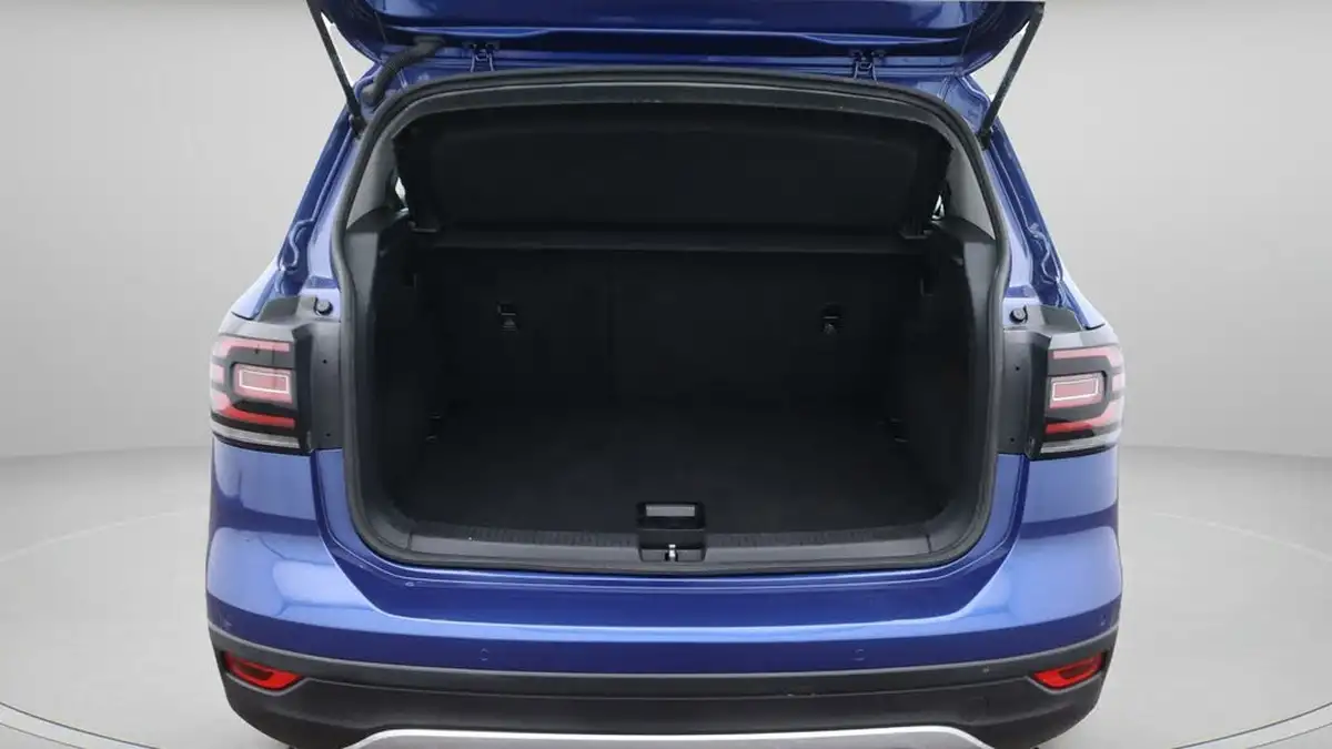 2021-volkswagen-t-cross-big-17