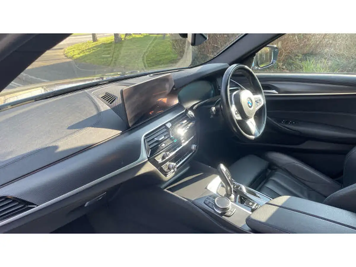 2022-bmw-5-series-30td-530d-xdrive-m-sport-mht-saloon-4d-big-8