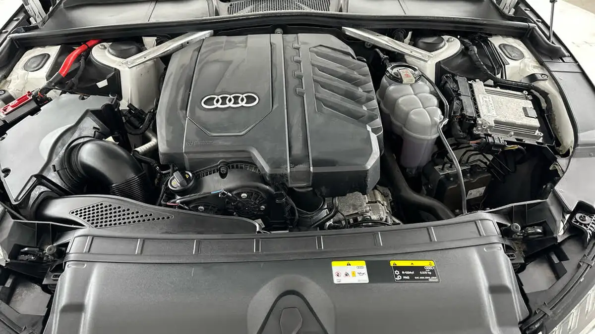 2021-audi-a4-avant-20-35-tfsi-black-edition-s-tronic-big-15