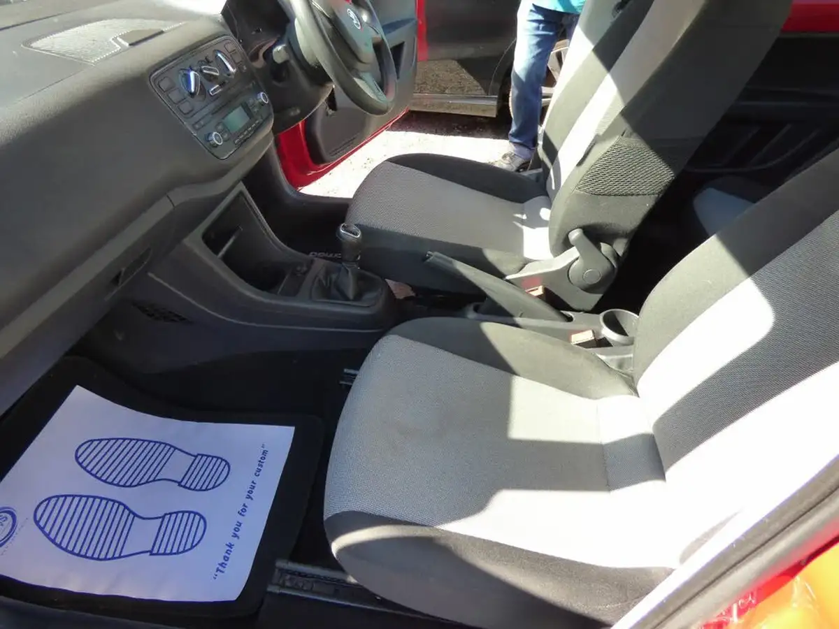 2014-skoda-citigo-10-se-60ps-5d-big-9