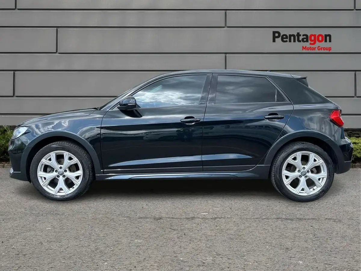 2020-audi-a1-15-35-tfsi-citycarver-s-tronic-big-11