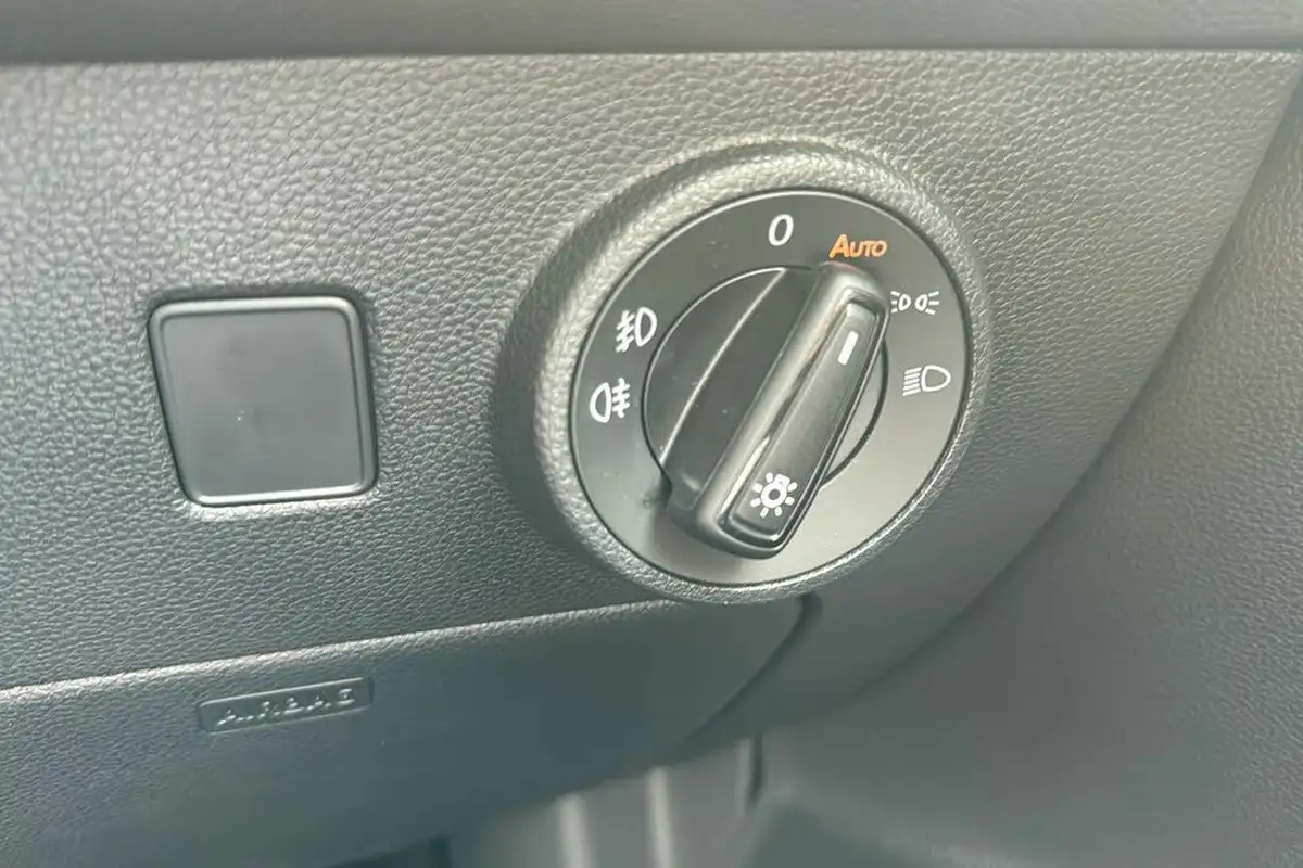 2024-cupra-ateca-15-ecotsi-v2-big-17