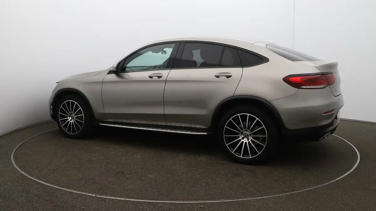 2021-mercedes-benz-glc-class-20d-glc300d-amg-line-premium-245ps-coupe-4d-big-40