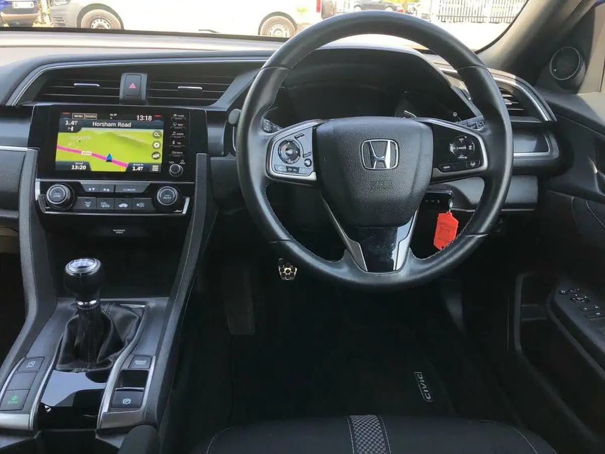 2021-honda-civic-10-vtec-turbo-sr-hatchback-5d-big-12