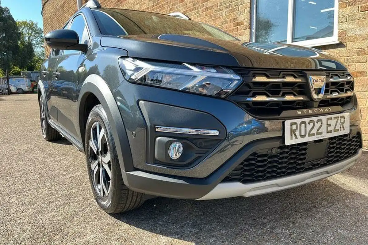 2022-dacia-sandero-stepway-10-tce-prestige-90bhp-big-32