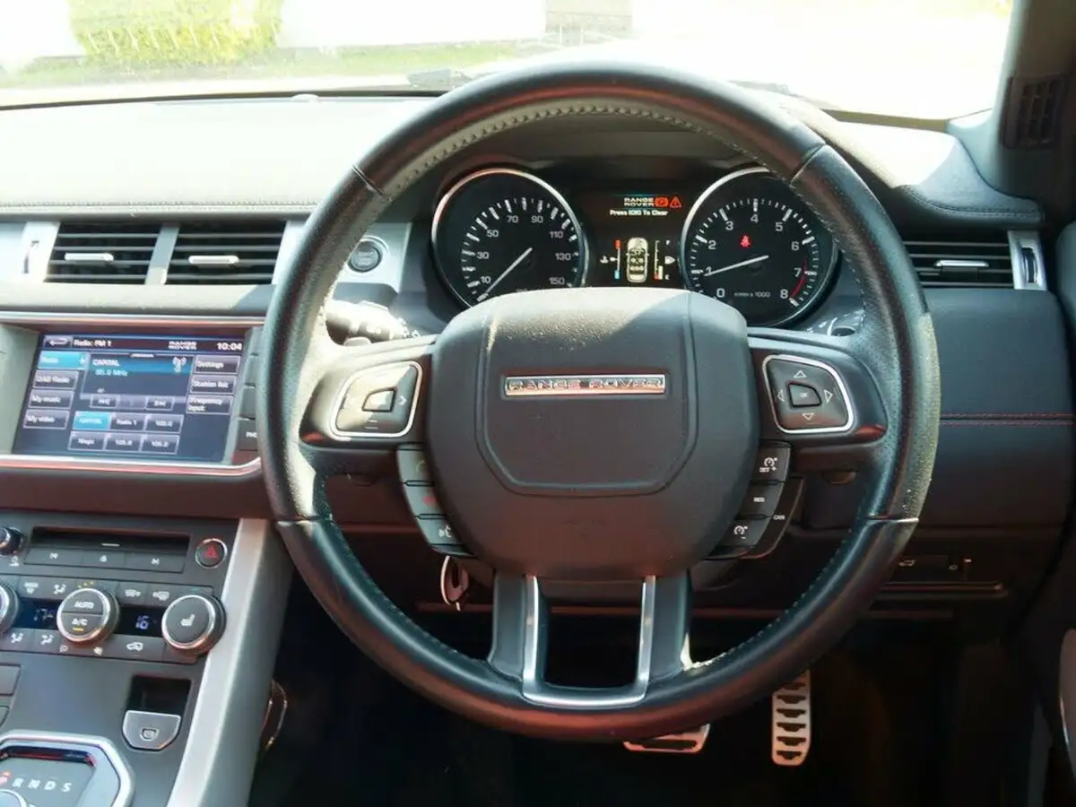 2011-land-rover-range-rover-evoque-20-dynamic-hatchback-5d-big-32