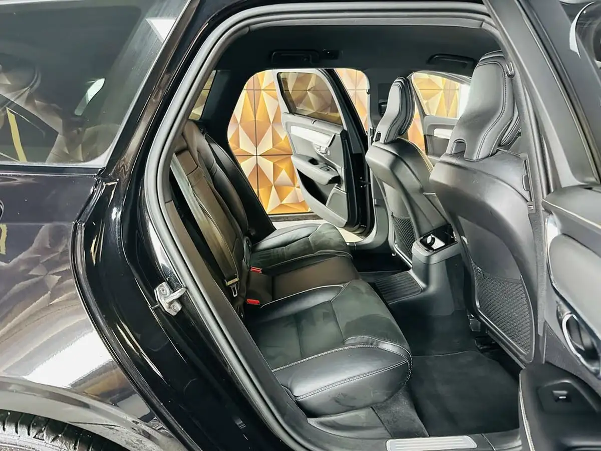 2021-volvo-v90-20-t6-r-design-340bhp-big-57