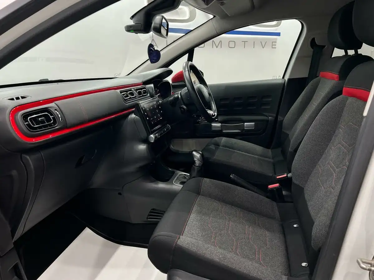 2017-citroen-c3-12-puretech-flair-82ps-big-47